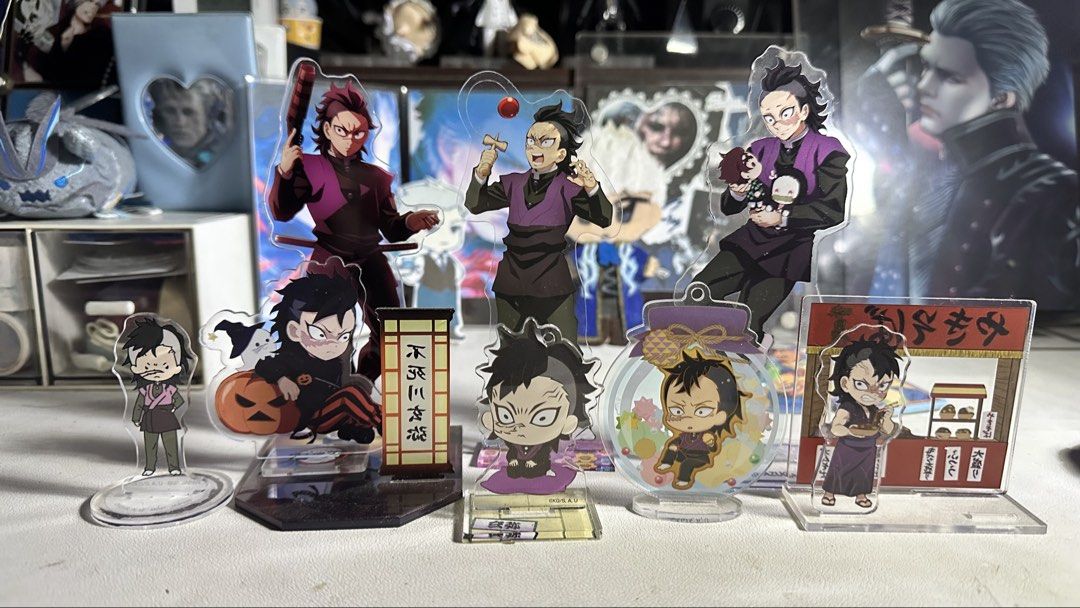 Genya Acrylic Stands (Category: Storage Boxes & Baskets) located in Pasig City. Submitted by vergilthots (Listing ID 1456436040, Image 1). Description: - Genya acrylic stands [SOLD AS SET ONLY] - 950 for ALL w/ freebies - Has only been displayed on shelf - May have minor flaws like scratches - A bit dusty but seller will clean if bought - Please DM me if want to have a closer look on the stands or for more inquiries - MOP: Gcash only.