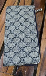 (Category: ) located in . Submitted by loved_collections (Listing ID 1456543463, Image 1). Description: .