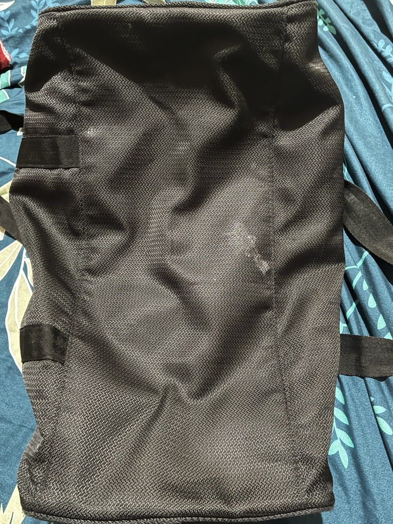 Giorgio Armani Duffle Travel Bag (Category: Luxury Bags & Wallets) located in Manila. Submitted by lazpaul (Listing ID 1456479238, Image 3). Description: Well Used. Need wash Personal Item from UK Lightweight but very sturdy Meetup/ship Manila or Cavite.