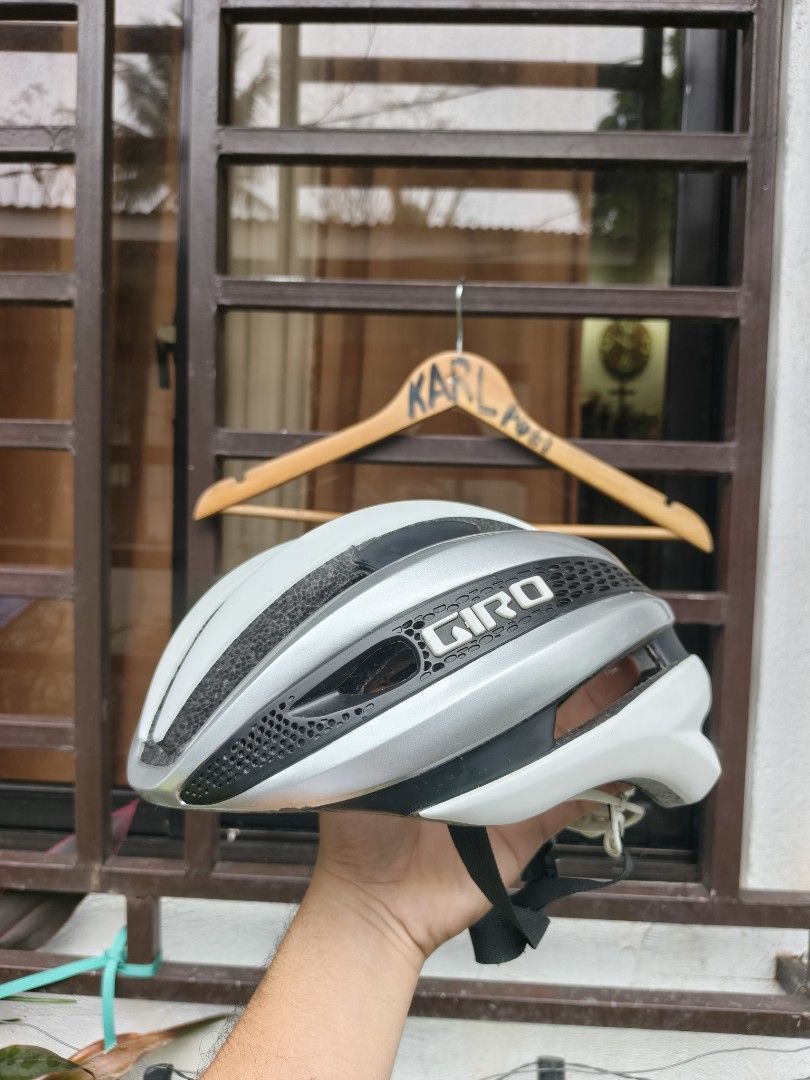 Giro Synthe MIPS Cycling Helmet - Size L (Category: Bicycles) located in Mariveles. Submitted by bakalangthriftmo (Listing ID 1456494647, Image 3). Description: - Giro Synthe MIPS cycling helmet - Size: Large (L) - Color: Matte White/Silver - Features: Great ventilation, adjustable straps and fit system - Condition: Ready for your next ride - Inquiries welcome!.