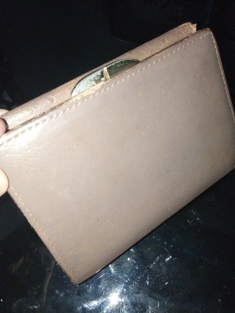 Givenchy Ostrich Leather Bifold Wallet (Category: Luxury Bags & Wallets) located in Manila. Submitted by christoph17 (Listing ID 1456463873, Image 3). Description: good condition original from japan surplus.