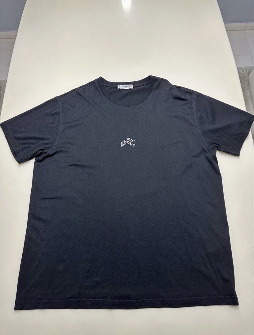 Givenchy Tee (Category: Apparel) located in Singapore. Submitted by shoppeandsave (Listing ID 1456563198, Image 1). Description: .