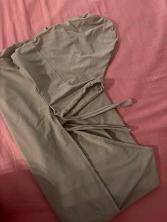 (Category: ) located in . Submitted by KittyWadrobe (Listing ID 1456603217, Image 1). Description: .
