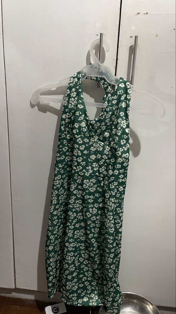 Green shein dress floral (Category: Dresses) located in Quezon City. Submitted by sabsabsab_ (Listing ID 1456571893, Image 1). Description: Never used .