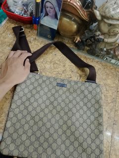 (Category: ) located in . Submitted by janillthrifted (Listing ID 1456497667, Image 1). Description: .
