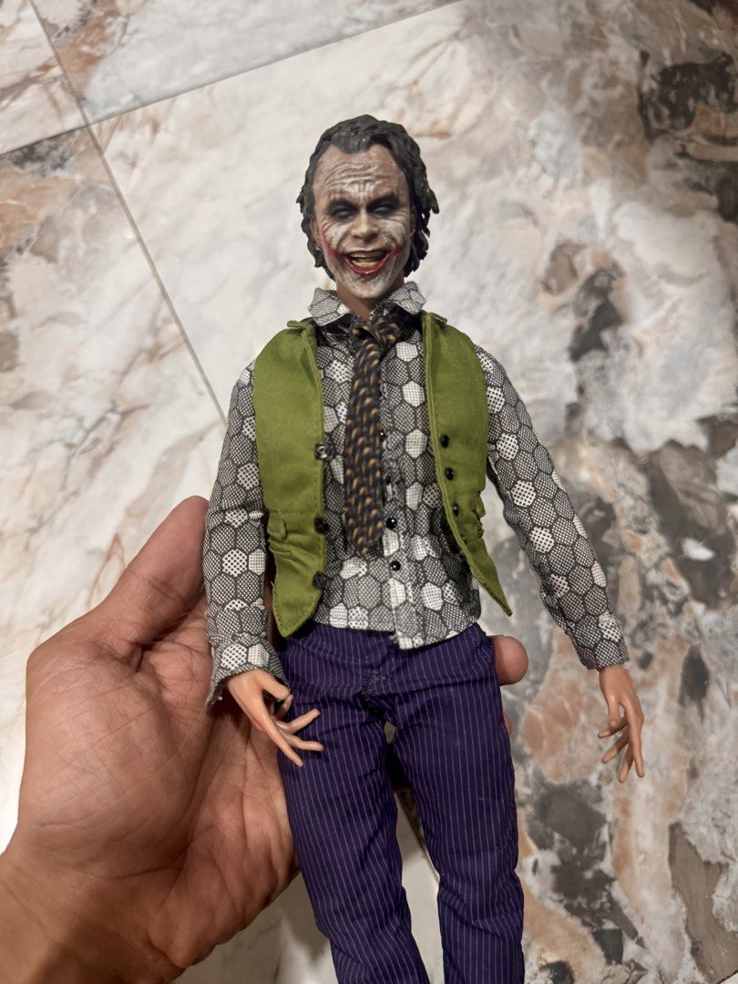 Heath ledger Joker 1:6 (Category: Figurines & Statues) located in Paranaque City. Submitted by icko007 (Listing ID 1456529235, Image 2). Description: Heath ledger Joker 1:6 Price 3.2k No Rush Shipping/ Dibs Now Pay now Location Paranaque Payment Gcash/Bpi Shipping Lalamove/Lbc Buyers Risk / Fee ‼️Seller is not responsible for: lost, stolen, or damaged packages..