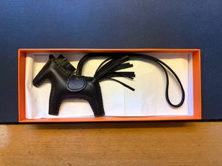 （分類：）位於 。 由 gwaak 提交（商品編號 1456455195，圖片 1）。簡介： 。