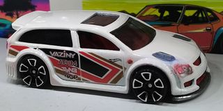 (Category: ) located in . Submitted by diecast_never_score (Listing ID 1456595509, Image 1). Description: .