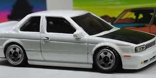 (Category: ) located in . Submitted by diecast_never_score (Listing ID 1456595463, Image 1). Description: .