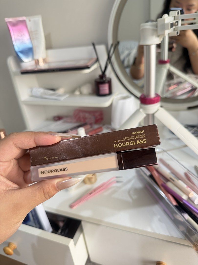 hourglass concealer shade silk (Category: Makeup) located in Manila. Submitted by frappiechin0 (Listing ID 1456440385, Image 2). Description: swatched once only wrong shade.