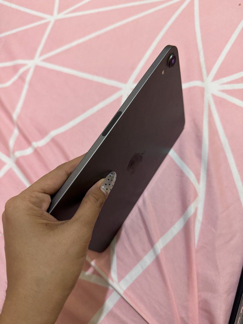 Ipad mini 6th generation (Category: iPad) located in Manila. Submitted by preciousgr97325 (Listing ID 1456470832, Image 3). Description: 64gb pp/a variant latest ios 26 no history if repair no issue.