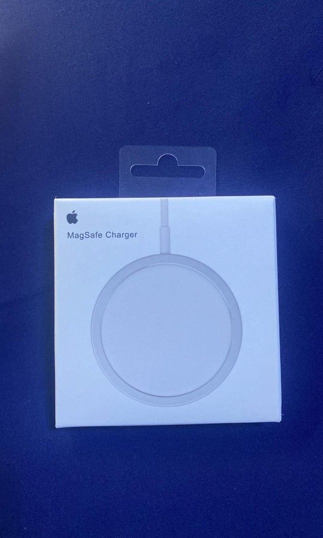 Iphone magsafe chatger (Category: Chargers & Cables) located in Manila. Submitted by milasgadgetph (Listing ID 1456534695, Image 1). Description: .