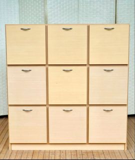 (Category: ) located in . Submitted by FurnitureGallery (Listing ID 1456552643, Image 1). Description: .