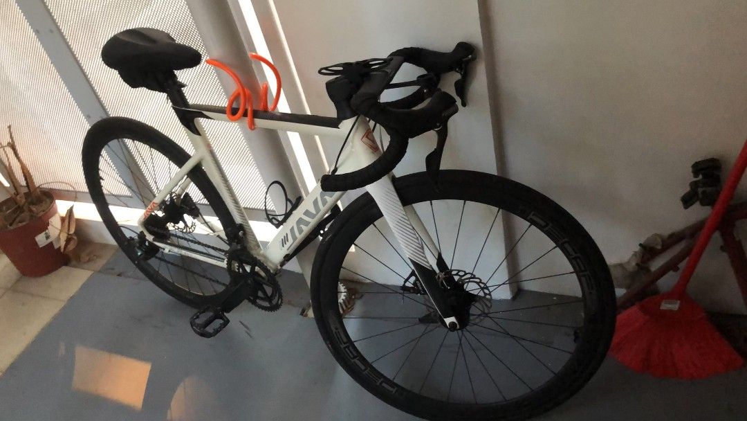 Java siluro 3 (Category: Bicycles) located in Singapore. Submitted by tltltl9292 (Listing ID 1456549558, Image 3). Description: messege 9 7 2 3 1 5 0 5 for specs a bit dirty fd 580.