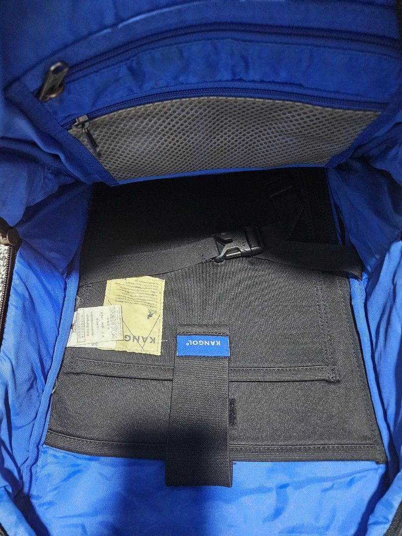 Kangol Black Backpack Bag (Category: Backpacks) located in Manila. Submitted by mistyricst08057 (Listing ID 1456524216, Image 3). Description: - Brand: Kangol - Color: Black - Features: Multiple compartments and pockets for organization - Comfort: Adjustable padded shoulder straps - Durability: Made with durable material - Ideal for: School or everyday use - Condition: Zippers and buckles are in good working order.