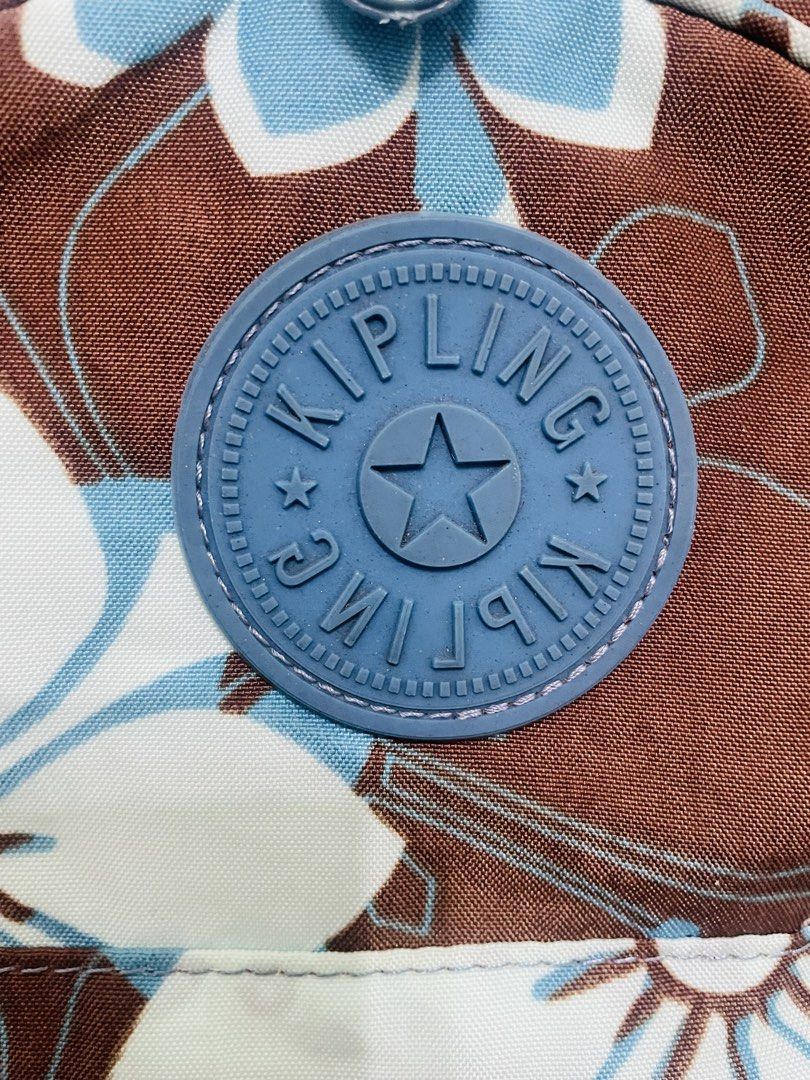 Kipling backpack (Category: Backpacks) located in Singapore. Submitted by mbangel (Listing ID 1456462302, Image 2). Description: Used kipling back pack with laptop pocket Used but not abused Looking for another owner that will bring it to good use again.