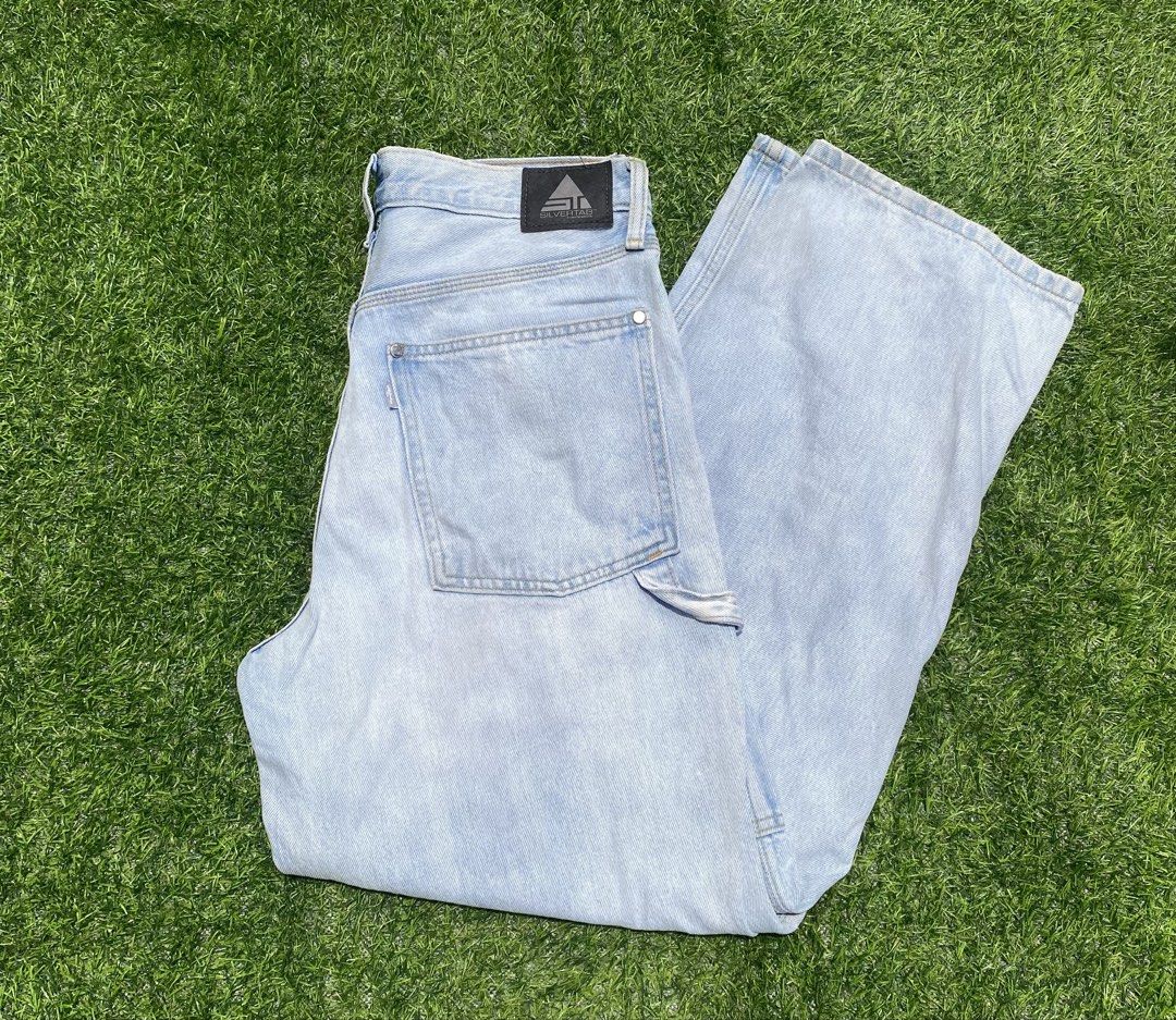 Levis Silver Tab Carpenter Pants (Category: Jeans) located in Davao. Submitted by acilmo (Listing ID 1456474926, Image 1). Description: 30x32.
