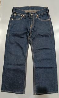 (Category: ) located in . Submitted by aydenthriftwear (Listing ID 1456569917, Image 1). Description: .