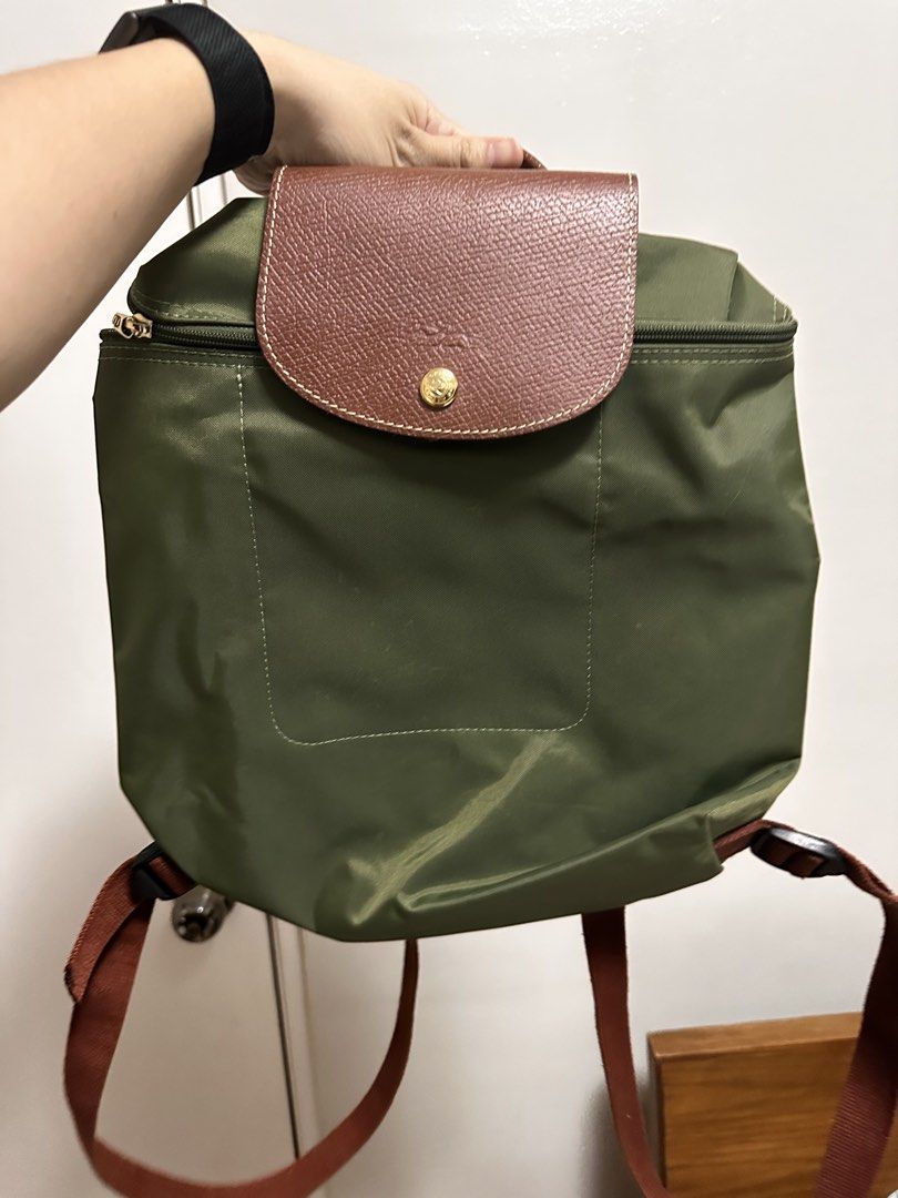 Longchamp Le Pliage Backpack (Category: Luxury Bags & Wallets) located in Quezon City. Submitted by candice_kua (Listing ID 1456545027, Image 1). Description: Barely used backpack .
