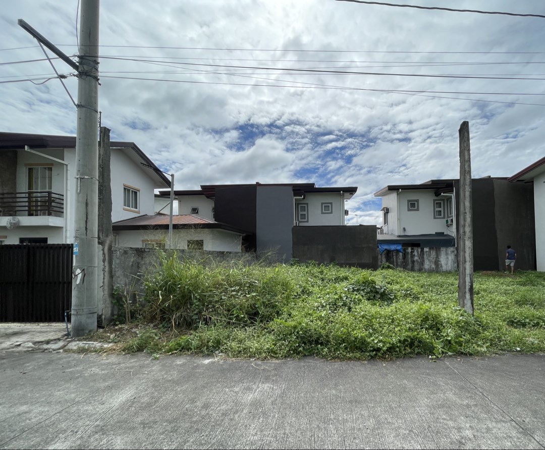 (Category: ) located in . Submitted by bruce0102 (Listing ID 1456546490, Image 1). Description: .