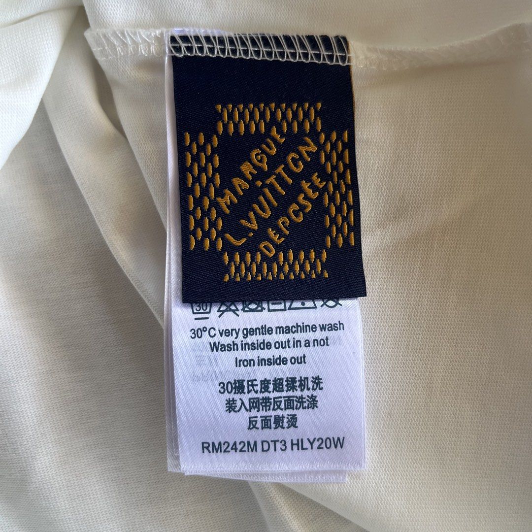 Louis Vuitton Paris T-shirt (Category: Tshirts & Polo Shirts ) located in Davao. Submitted by gotchastuff (Listing ID 1456431957, Image 3). Description: - Louis Vuitton Paris T-shirt - Size: Medium (M) - Dimes 22x28 - Made in Italy - Ideal for casual and everyday wear - Please check all photos for detailed condition.