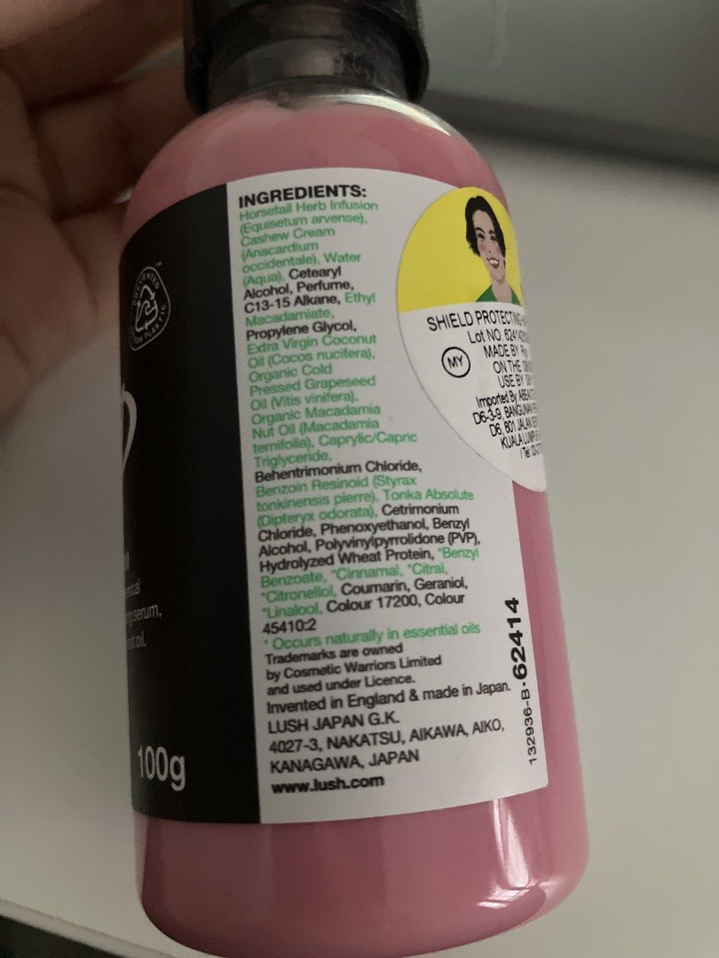Lush Shield (Category: Hair) located in Petaling Jaya. Submitted by nxqlh (Listing ID 1456489134, Image 2). Description: Lush Shield Bought in late 2025/early 2026 Works well and the scent lingers for a long time I’m sensitive to scent hence the reason for selling.