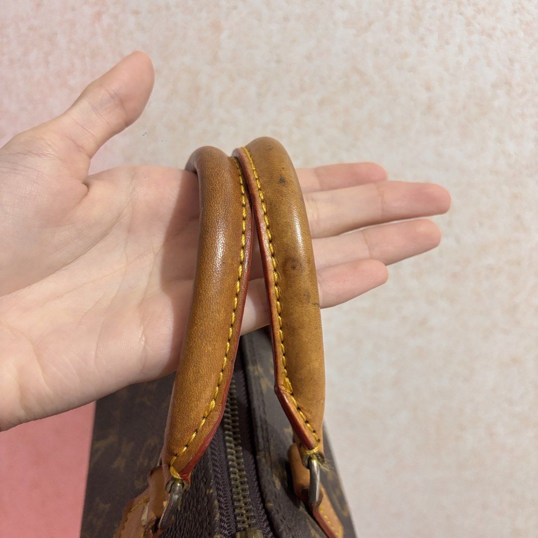 LV vintage nano speedy (Category: Luxury Bags & Wallets) located in Las Pinas. Submitted by totesarchive (Listing ID 1456563964, Image 3). Description: authentic mini hl speedy - vintage nano speedy - plain brown canvas on the inside, no code (old lv bags features no code) - piping was replaced - oxidized handles/ vachetta leather .