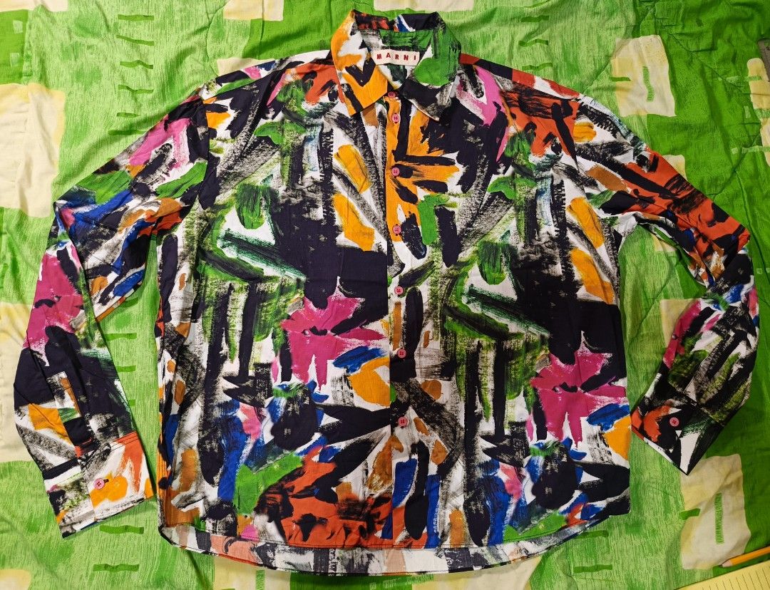 MARNI abstract brushstroke-print button down shirt (Category: Luxury Apparel) located in Angeles City. Submitted by al.quilala03 (Listing ID 1456513633, Image 1). Description: L- 27inch W- 25 inch as new condition no flaws size 36 or fit large.