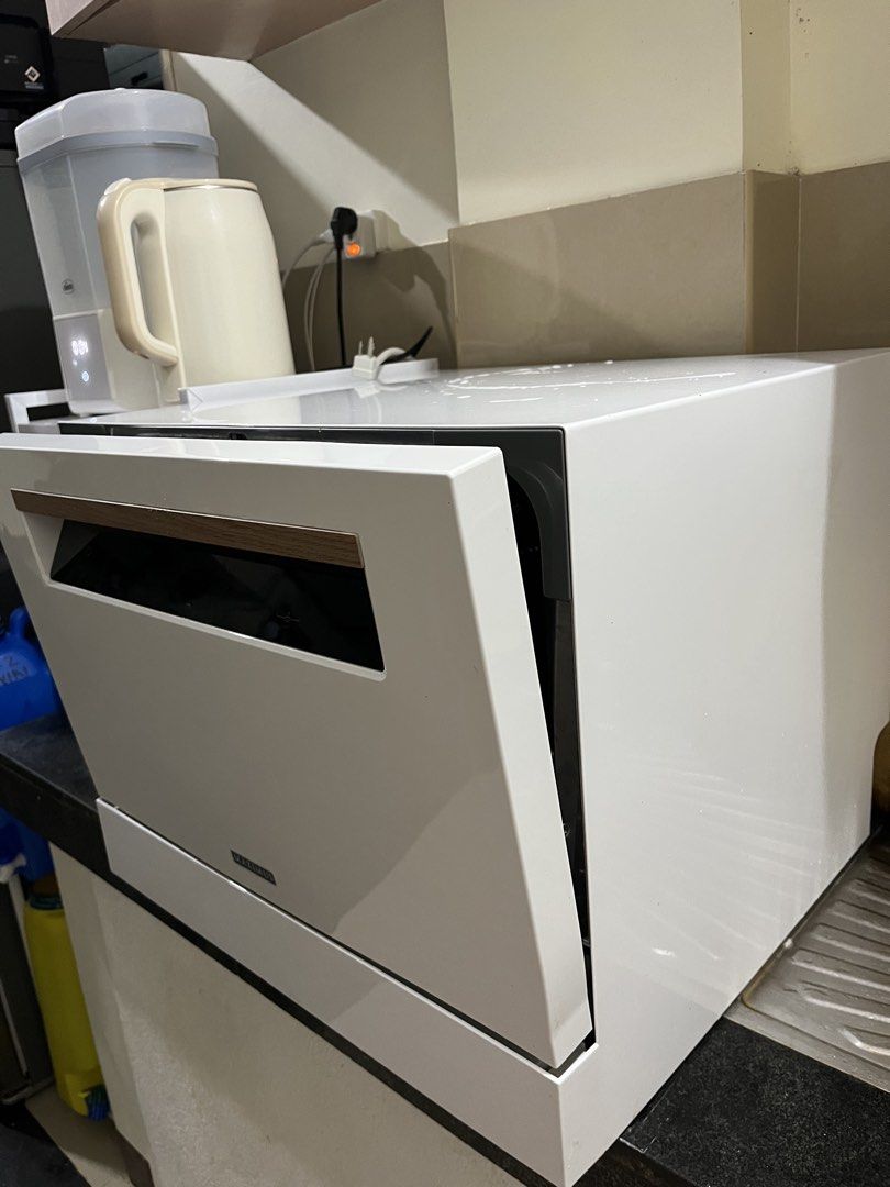 Maximus Dishwasher (Category: Dishwasher) located in Manila. Submitted by anj0910 (Listing ID 1456552975, Image 3). Description: Maximus Dishwasher max-003U Selling our countertop dishwasher for 18k. Bought it last June 20, 2026. Used it for 21 times only. Inclusion: 39pcs na dishwasher tablet Rinse aid (half bottle) Manual Original receipt Naitapon na yung box RFS: may yaya at helper na sa bahay, hindi na nagagamit 📍Taytay, Rizal .