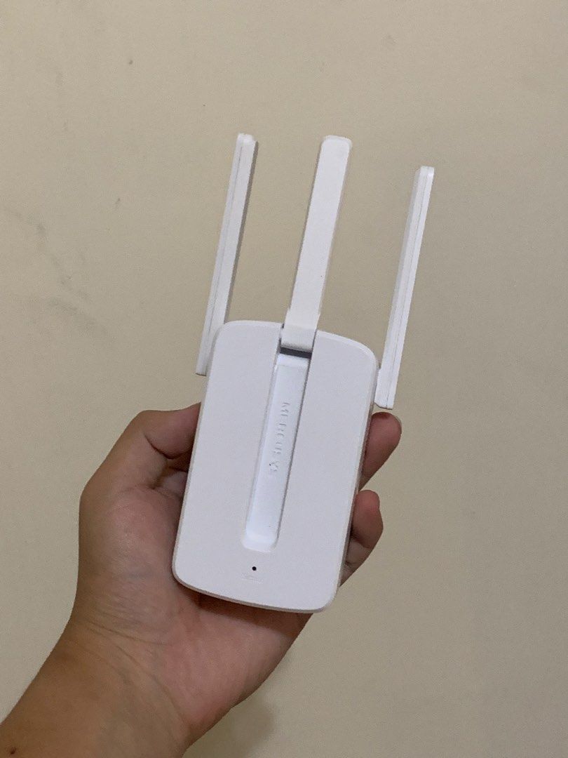 MERCUSYS 300Mbps Wi-Fi Range Extender MW300RE (Category: Networking) located in Bacoor. Submitted by ianmagdale (Listing ID 1456538087, Image 2). Description: - Mercusys MW300RE Wi-Fi Range Extender - 300Mbps speed for faster connection - Extends Wi-Fi coverage to eliminate dead zones - Easy setup with two-touch button - Plugs directly into wall socket for convenience - Works with any router - Includes original box and installation guide.