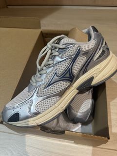 （分類：）位於 。 由 justdoit_used 提交（商品編號 1456544088，圖片 1）。簡介： 。