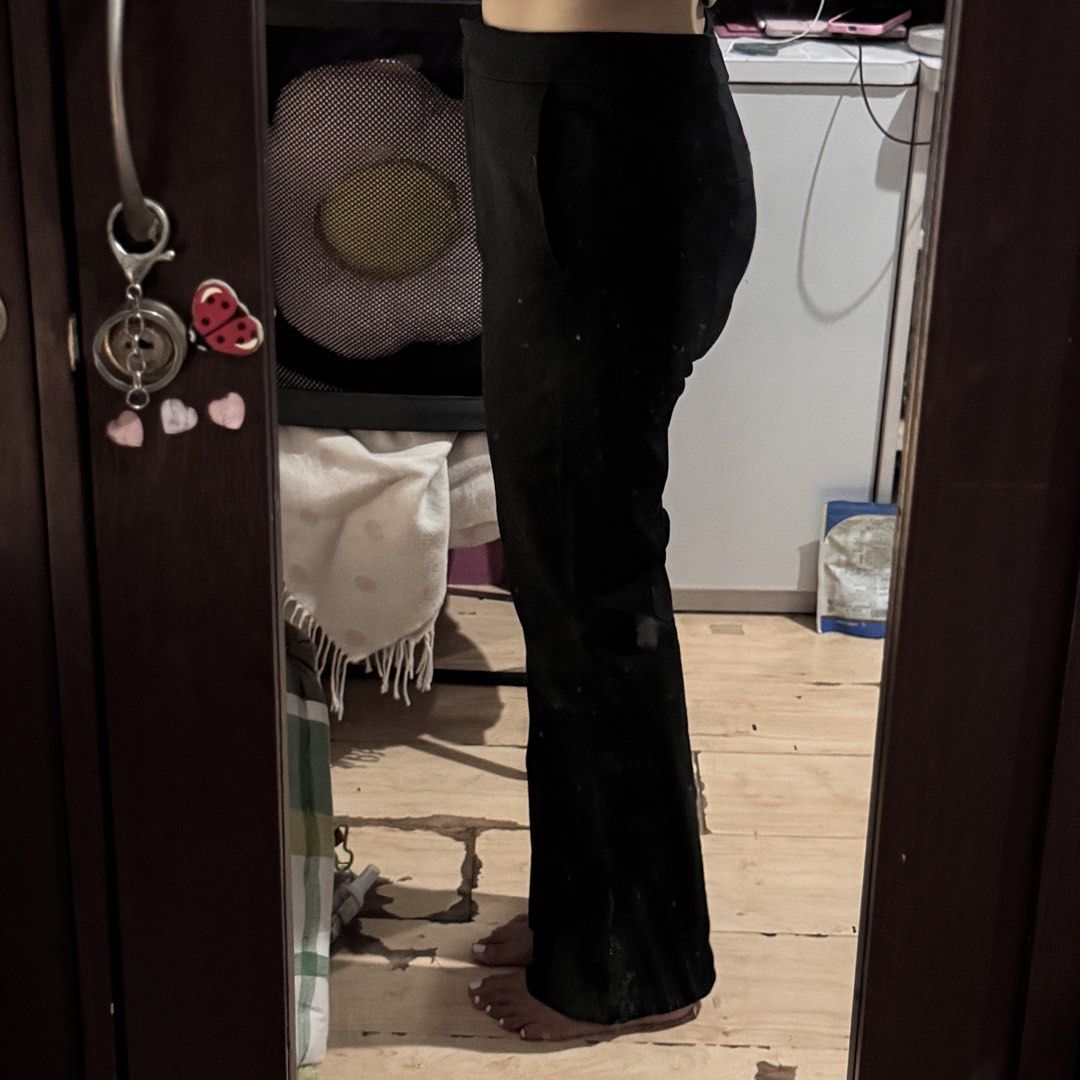 MNG Black Wide Leg Trousers (Category: Other Bottoms) located in Marikina City. Submitted by prelovedsms (Listing ID 1456507963, Image 3). Description: - Brand: MNG (worn once) - Color: Black - Style: Wide leg trousers - Fit: High waisted - Leg Cut: Straight with a slight flare at the bottom - Versatile: Suitable for work or casual occasions - Material: Comfortable - Styling: Easy to pair with any top Waist 28 Length 37.