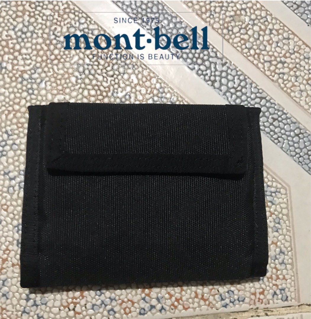 MontBell Unisex all-round Wallet Compact Lightweight (Category: Wallets & Card Holders) located in Manila. Submitted by blackdmnd_stuff (Listing ID 1456515245, Image 3). Description: Authentic/legit Goodasnew condition No damage/issue Features: - Mont Bell trifold wallet - Durable black nylon material - Secure velcro closure - Multiple internal card slots - Ideal for everyday carry -coin pocket on the back -6 Number of Sections Size Guide： H 4inc