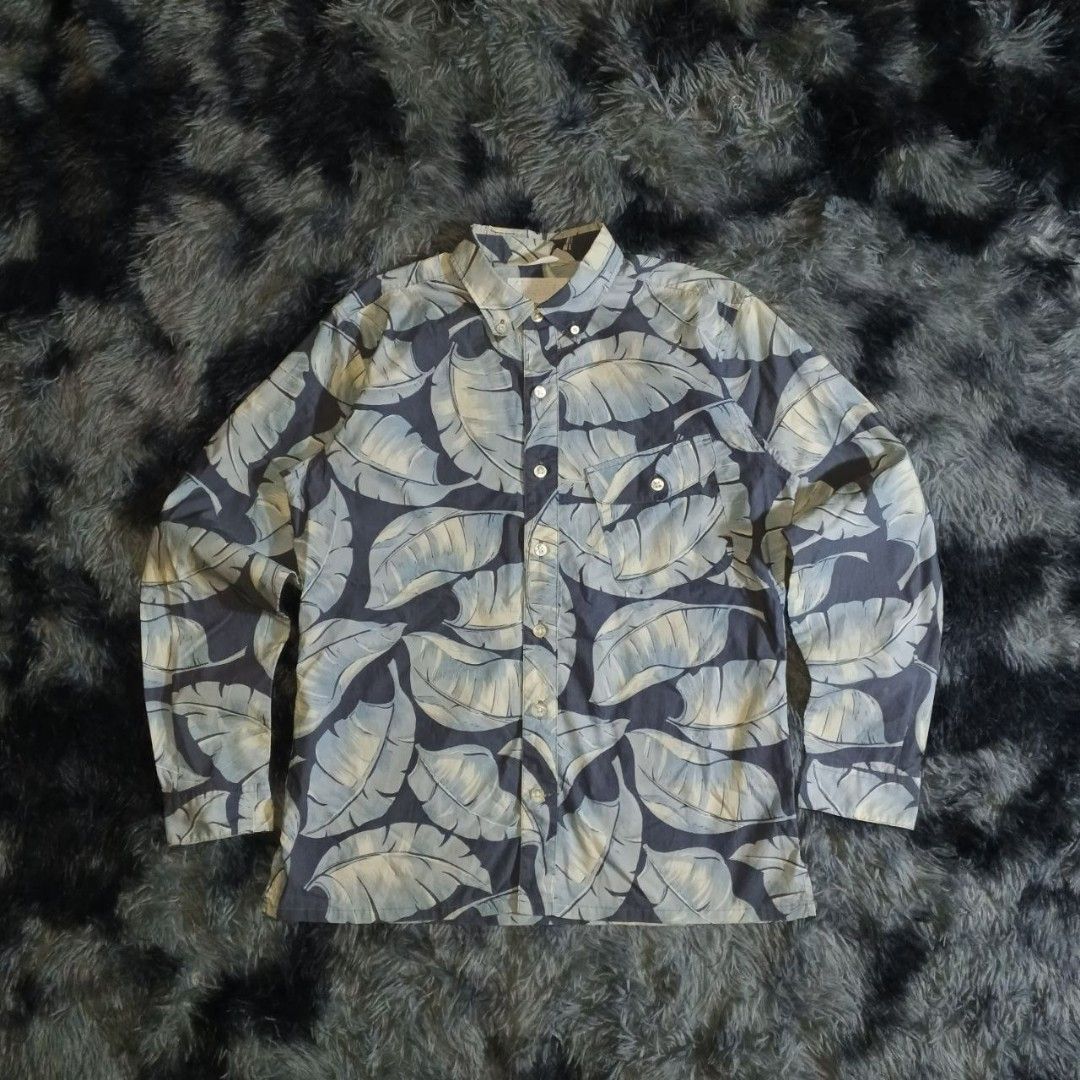 Nanamica button-down tropical/wind print tailored shirt (Category: Activewear) located in Dagupan City. Submitted by finestthriftstuffph (Listing ID 1456491033, Image 1). Description: Authentic Very Presentable Size: S on Tag Can Fit M to Semi L (Measured by INCHES) Width: 21.5 Length: 27 Shoulder: 17 Sleeve: 24 Condition: Very Good Color Rate: 9.5/10 Issue: None "Colors may vary due to lightning" "Swipe each photo to see more details.