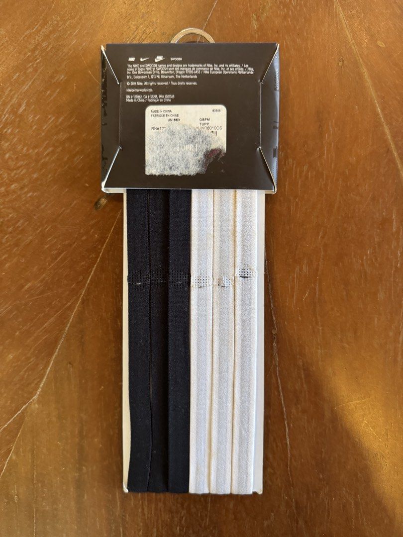 Nike Swoosh Sport Headbands 2.0 (Category: Caps & Hats) located in Quezon City. Submitted by baroqueboy (Listing ID 1456577074, Image 2). Description: Nike Headbands 6 pc pack Silicone inner lining for grip Brand new.