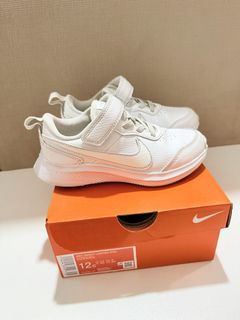 (Category: ) located in . Submitted by decluttery8 (Listing ID 1456434216, Image 1). Description: .