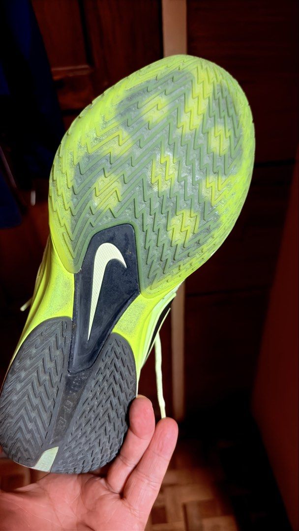 Nike Zoom GT Cut 3 Volt (Category: Sneakers) located in Lucena. Submitted by jdyah12 (Listing ID 1456480545, Image 3). Description: - Nike Zoom GT Cut 3 " VOLT " - Vibrant Neon Yellow colorway - Ideal for basketball performance - Equipped with responsive ZoomX cushioning - Retains plenty of grip for continued use - Unique and eye-catching design - almost new -rfs : di na naglalaro (pickleball na) Mga 3x lang nagmit Free shipping ko na no tawad 9u