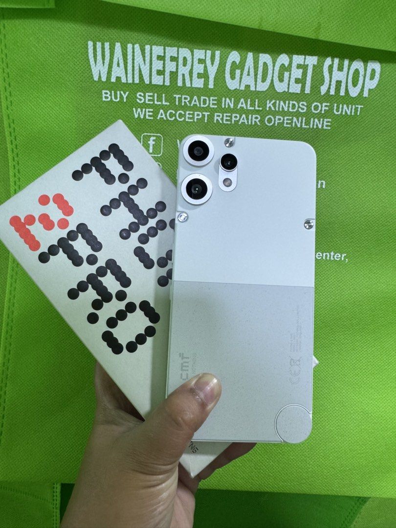Nothing Phone Pro2 (Category: Android Others) located in San Juan City. Submitted by wainefreygadgetshop (Listing ID 1456588914, Image 1). Description: Nothing Phone 2 Pro 256gb (Please search mo nalang full specs) Almost New ALL GOODS AT WORKING NO REPAIR HISTORY NO HIDDEN ISSUE Goods for Gaming Phone Camera sobrang Linaw *NO SCRATCH AND DENTS Gawan mo nalang ISSUE kung may makikita ka😊 TEST TO SAWA BAGO BAYARAN With complete accessories with b