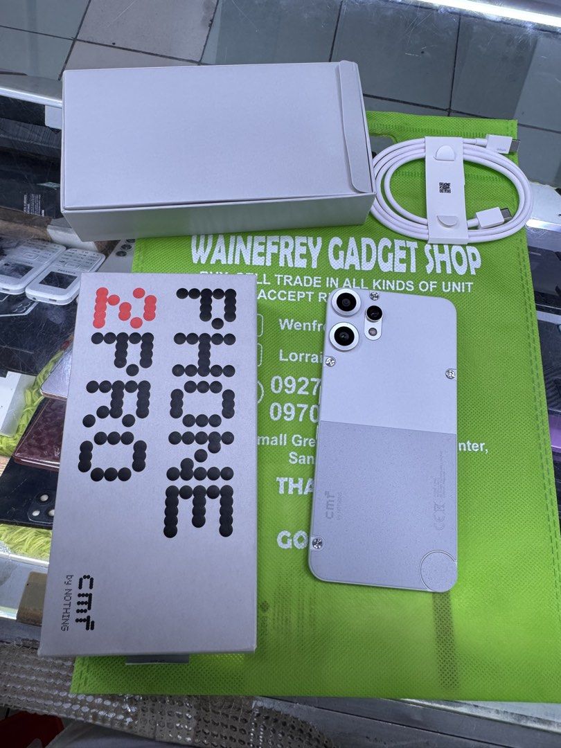 Nothing Phone Pro2 (Category: Android Others) located in San Juan City. Submitted by wainefreygadgetshop (Listing ID 1456588914, Image 3). Description: Nothing Phone 2 Pro 256gb (Please search mo nalang full specs) Almost New ALL GOODS AT WORKING NO REPAIR HISTORY NO HIDDEN ISSUE Goods for Gaming Phone Camera sobrang Linaw *NO SCRATCH AND DENTS Gawan mo nalang ISSUE kung may makikita ka😊 TEST TO SAWA BAGO BAYARAN With complete accessories with b