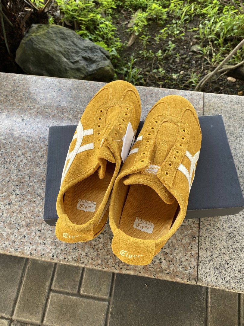 Onitsuka Tiger Mexico 66 Slip On (Category: Sneakers) located in Calamba. Submitted by thriftguide (Listing ID 1456602048, Image 3). Description: Mexico 66 Slip On Authentic Bnds Size 7.5 Mens 25.5 CM Replacement Box Only - 6,000 Only! Dm to purchase 📩.