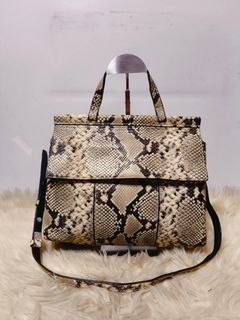 (Category: ) located in . Submitted by your____lux____shop (Listing ID 1456586307, Image 1). Description: .