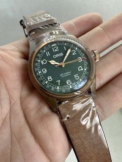 (Category: ) located in . Submitted by timepieces77 (Listing ID 1456471720, Image 1). Description: .
