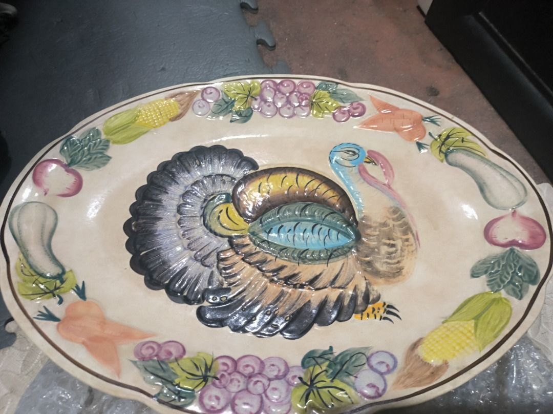 Oval Serving Platter Dish big vintage (Category: Dinnerware & Cutlery) located in Manila. Submitted by leivon (Listing ID 1456534633, Image 1). Description: - White ceramic oval serving platter - Shows some discoloration and marks from use - Ideal for serving food at gatherings - Approximate dimensions: X inches long, Y inches wide.