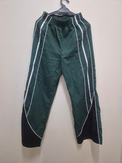 (Category: ) located in . Submitted by radicallypreloved (Listing ID 1456554128, Image 1). Description: .