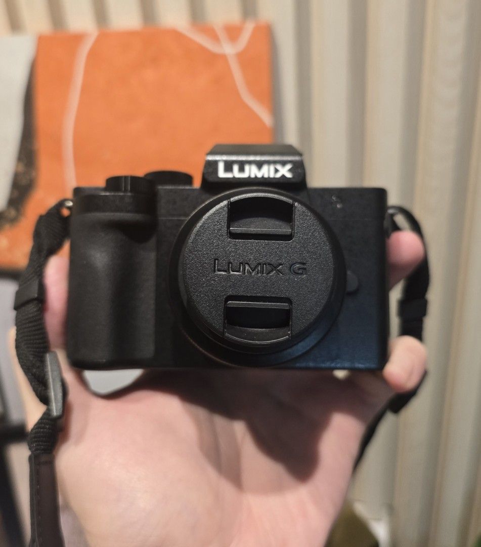 Panasonic Lumix DC G100D (Category: Cameras) located in Malabon City. Submitted by hyrugadgets (Listing ID 1456585163, Image 1). Description: 2nd Hand - Good as New Panasinic DC G100D Mirrorless Camera Package Kit Lens Tripod Grip Strap / Bag (No Charger and Box) pwede ako magbigay ng type C cable for Charging Brabdnew Anker Brand P.22,990 Firm loc: Malabon Pin: Hyru Gadgets.