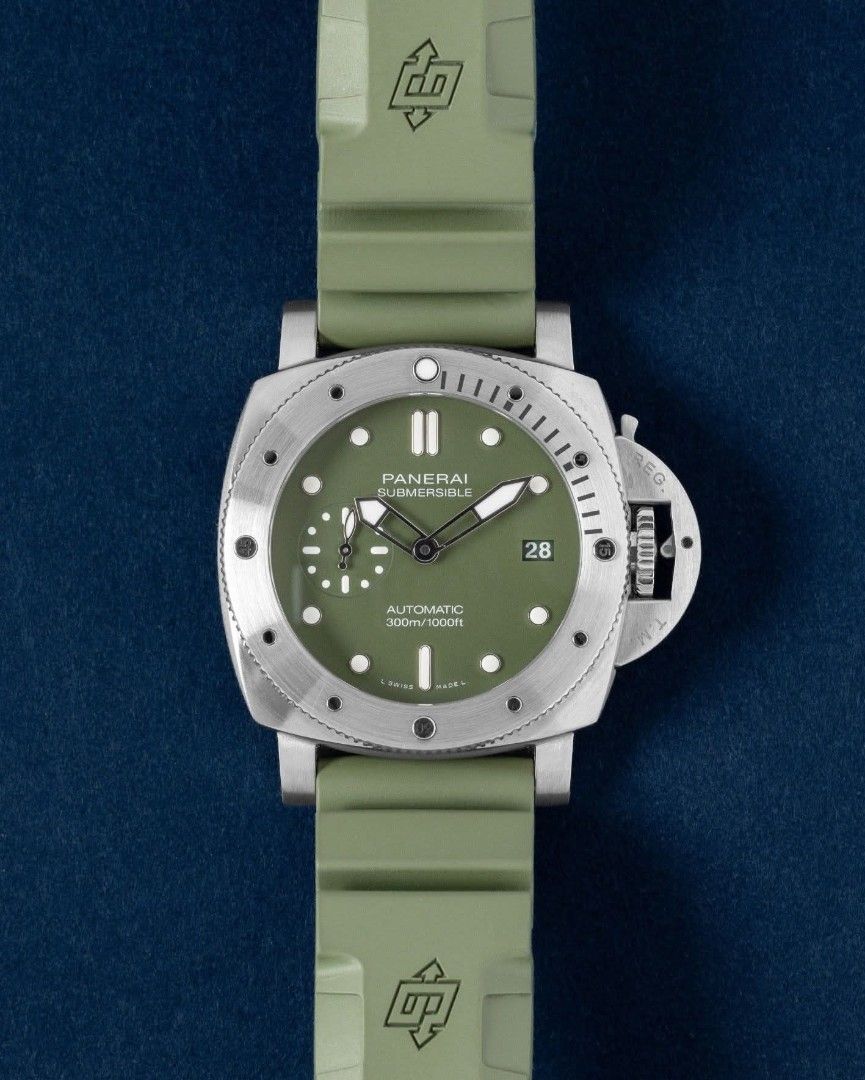 Panerai Submersible 42mm Green (Category: Luxury Watches) located in Mandaluyong City. Submitted by 88nac (Listing ID 1456498700, Image 1). Description: 42mm on Green Panerai Submerisble 42mm Green dial 2022 Full set 9.8/10 condition 468k PM tot inquiries.