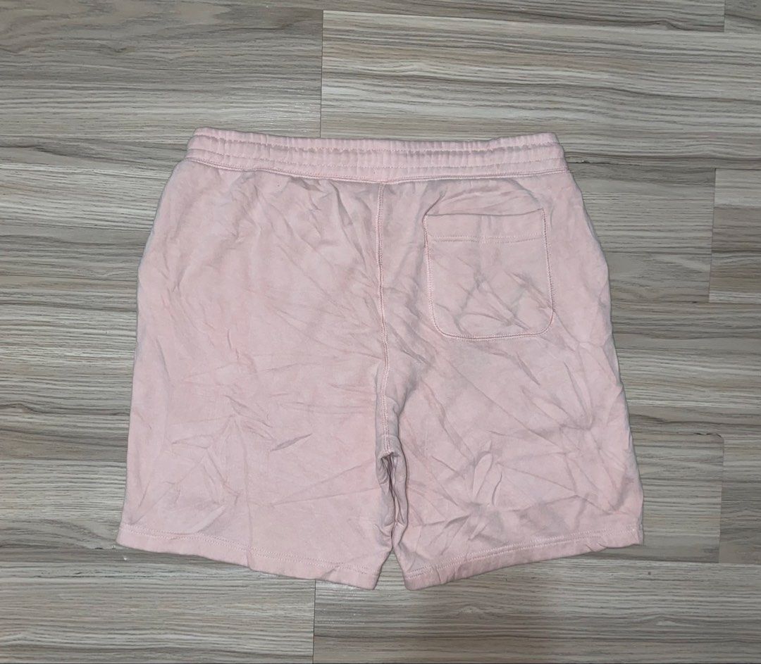 Penguin cotton short (Category: Shorts) located in Cebu City. Submitted by charlyx (Listing ID 1456440371, Image 3). Description: Excellent No issue Size 34 Length 18.