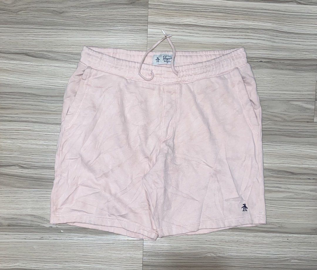 Penguin cotton short (Category: Shorts) located in Cebu City. Submitted by charlyx (Listing ID 1456440371, Image 2). Description: Excellent No issue Size 34 Length 18.