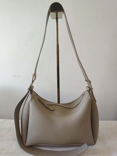 （分類：）位於 。 由 chuemeruth 提交（商品編號 1456474684，圖片 1）。簡介： 。