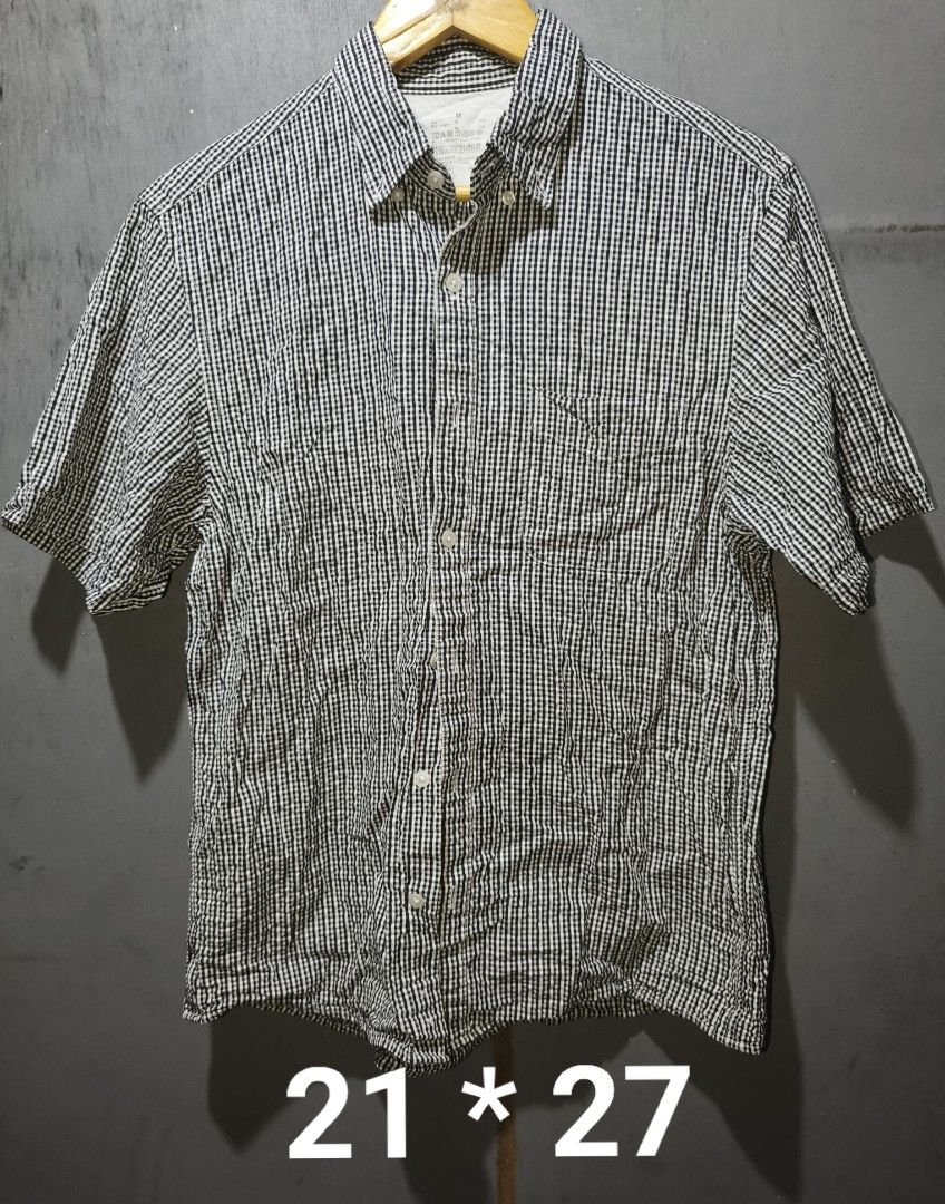 RANDOM BUTTON DOWNS (Category: Formal Shirts) located in Makati City. Submitted by updownthrift (Listing ID 1456594467, Image 2). Description: 200 EACH 2 FOR 300! FRESH FROM BALE NEED WASH ITEM DIMENSIONS ARE ALREADY INCLUDED ON EVERY PICS KINDLY CHECK AND DM ME IF INTERESTED. DM FOR MORE INFO! THANK YOU!.